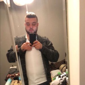 Meet your Posher, Anthony